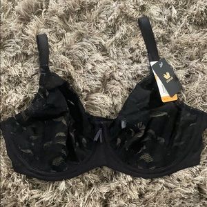 Wacoal bra with underwire size 34DD NWT